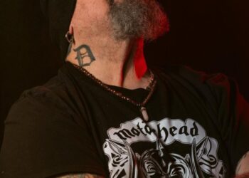 muere vocalista original de Iron Maiden Paul DiAnno