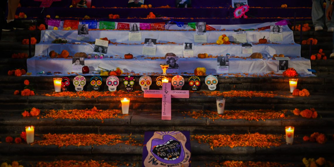 Altar de Muertas NL// Foto: Josef Bretado