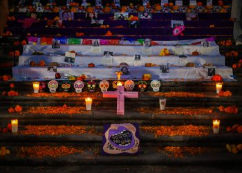 Altar de Muertas NL// Foto: Josef Bretado