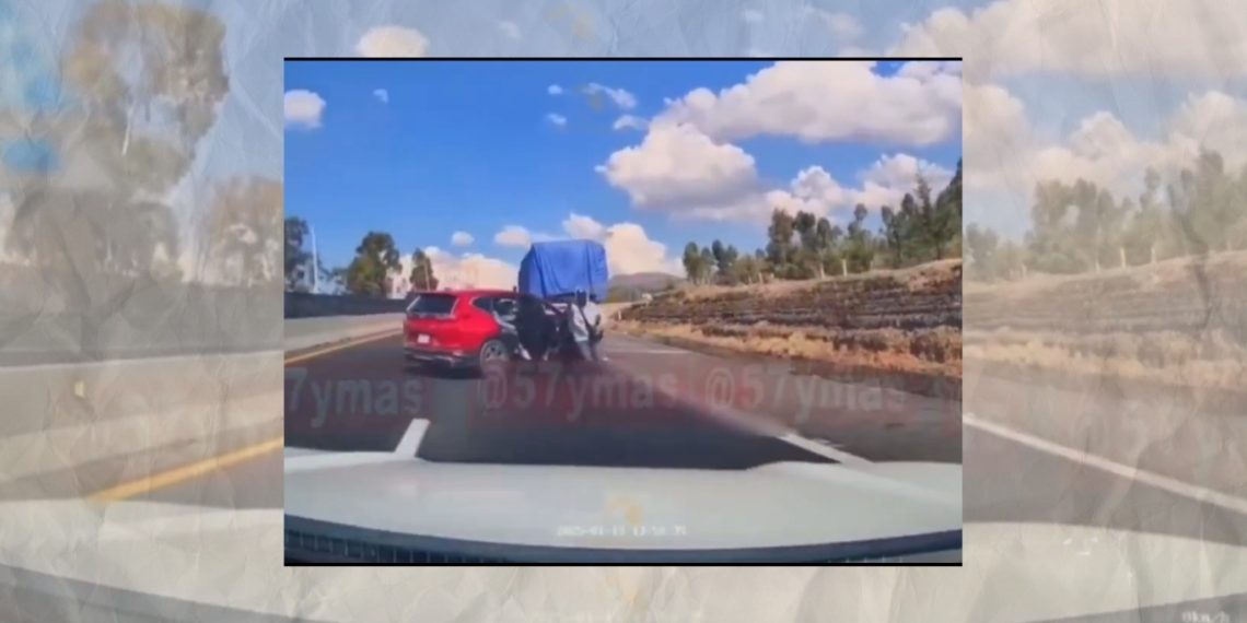 Video: Familia escapa de asalto en Edomex