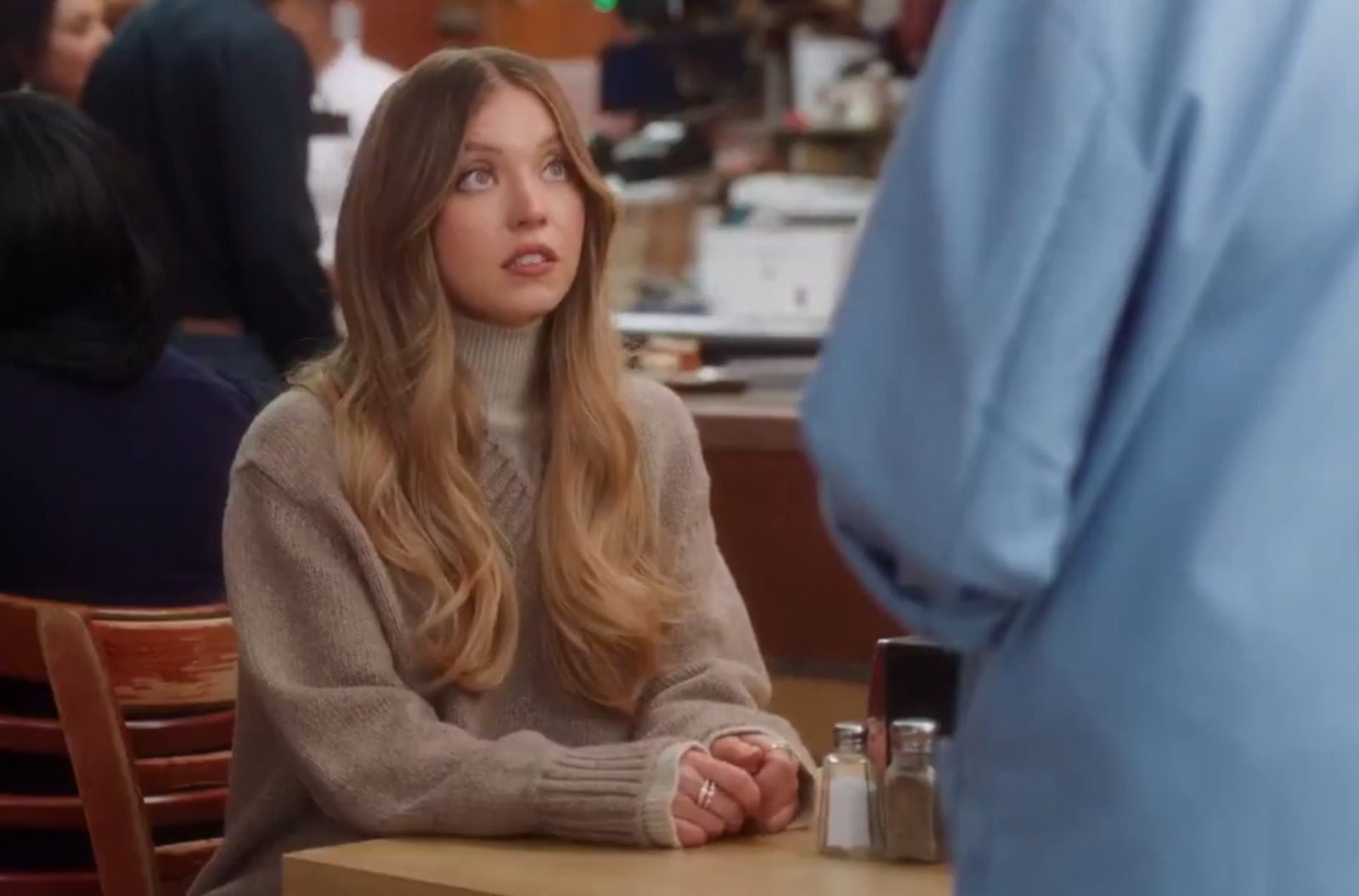 Sydney Sweeney en uno de los comerciales del Super Bowl, con la marca Hellmann's