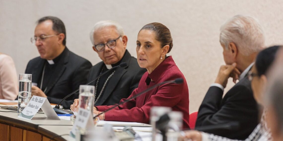 Tras criticas del Episcopado, Sheinbaum niega que baja de homicidios se deba a alza de desapariciones