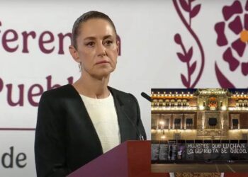 Claudia Sheinbaum monumento palacio nacional 8M