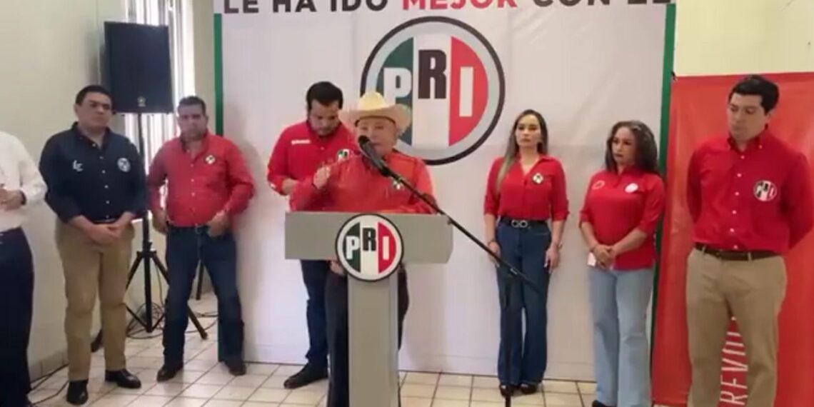 Con polémica frase defiende Manuel Cavazos a Cuauhtémoc Blanco