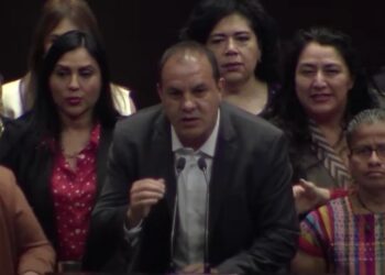 “Yo no tengo miedo” Cuauhtémoc Blanco sube a tribuna y se defiende de la acusación
