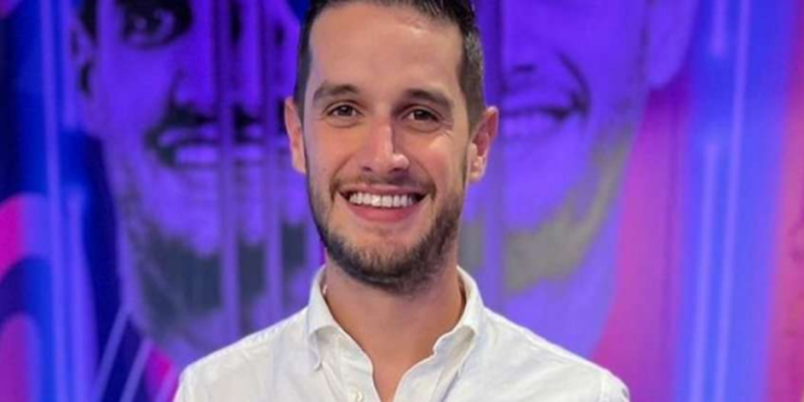 Adrián Marcelo pide disculpas a Mariana Rodríguez.