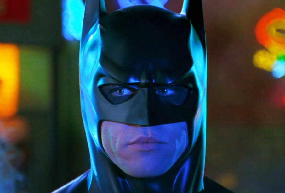 Val Kilmer como Batman.