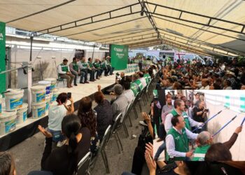 “Enchúlame la casa” ; Seguimos detonando programas en los municipios de Coahuila Manolo Jiménez