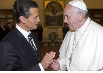 Reaparece Peña Nieto para recordar visita del papa Francisco a México