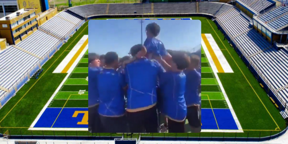 Estudiante sufre caída tras ser lanzado por sus compañeros.