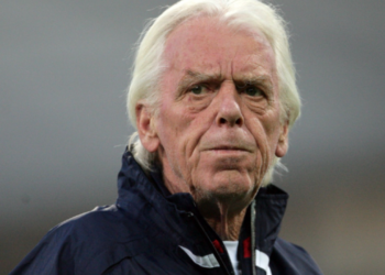 Fallece el ex director técnico Leo Beenhakker a los 82 años.