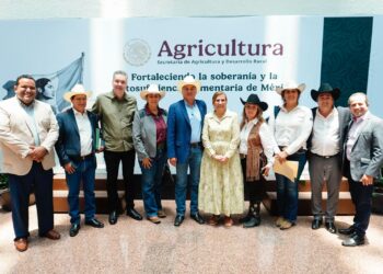 Se reúne Waldo Fernández y Judith Díaz con secretario de Agricultura; buscan que Nuevo León recupere estatus para exportar ganado
