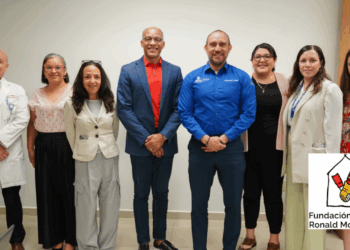 Directivos de Fundación Infantil Ronald McDonald y RMHC visitan el HIES