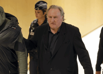 Gérard Depardieu es declarado culpable por caso de agresión sexual a dos mujeres.