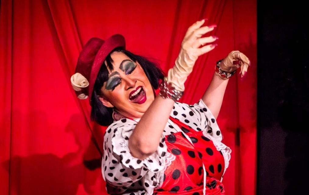 Asiste a la adaptación teatral "la peor señora del mundo".