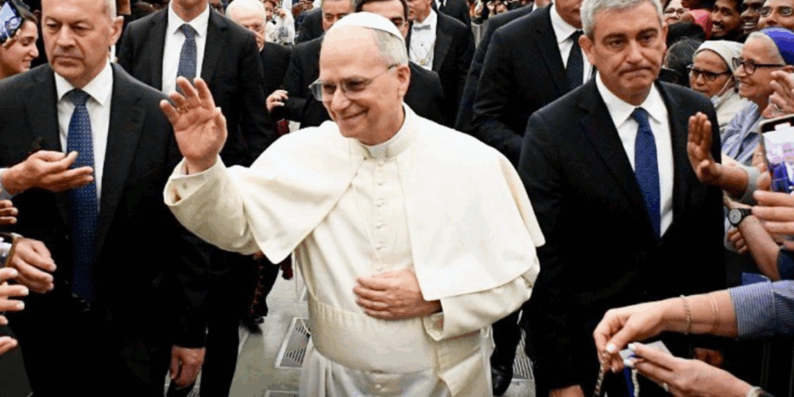 Conoce el primer post en X del Papa León XIV.