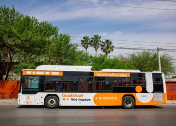 Amplía Guadalupe transporte gratuito para estudiantes