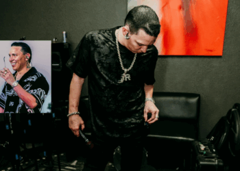 Retiran la visa a Javier Rosas.