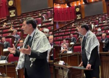 Noroña dice que es ateo en foro religioso en Roma y pide paz para Palestina 