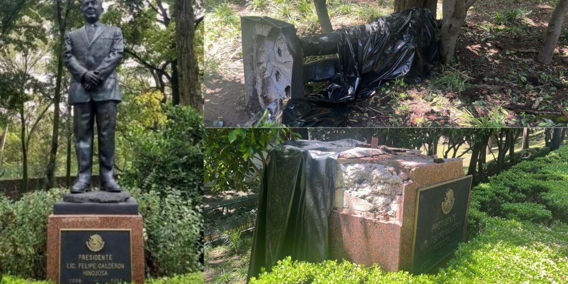 Estatua de Felipe Calderón es derribada en Los Pinos