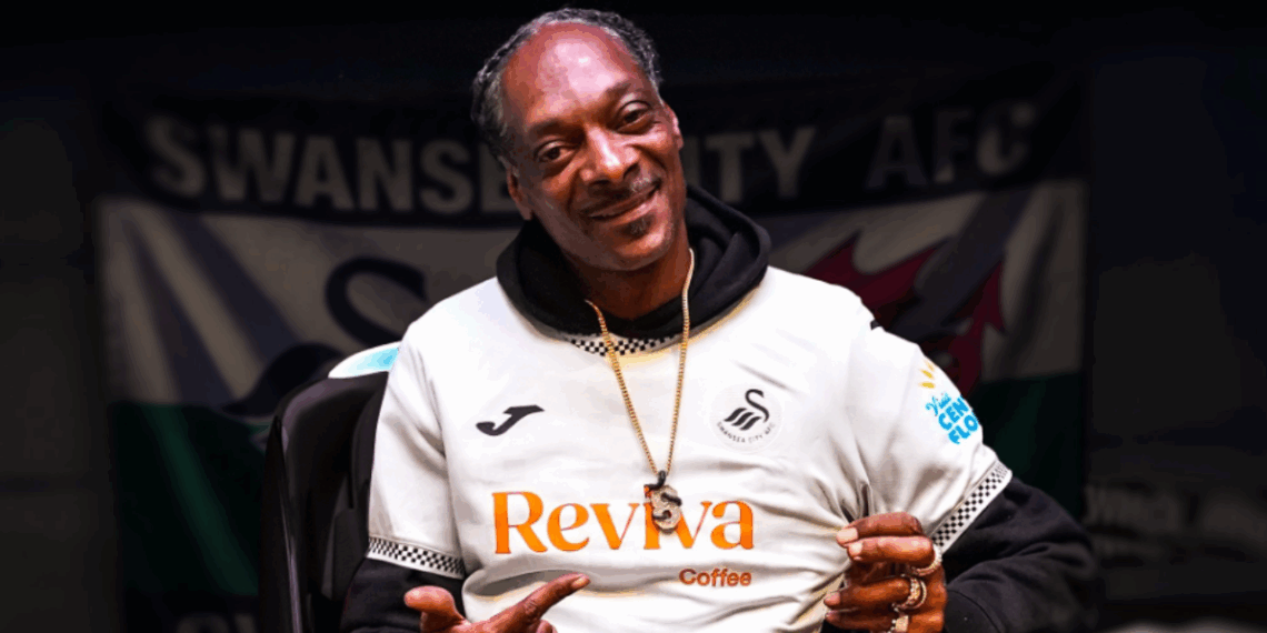 Snoop Dogg es el nuevo copropietario del Swansea City.