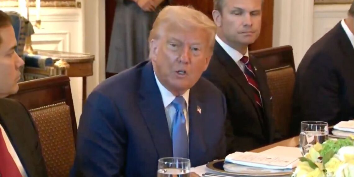 Trump anuncia aranceles del 50% al cobre; advierte con tarifas del 200% a farmacéuticos