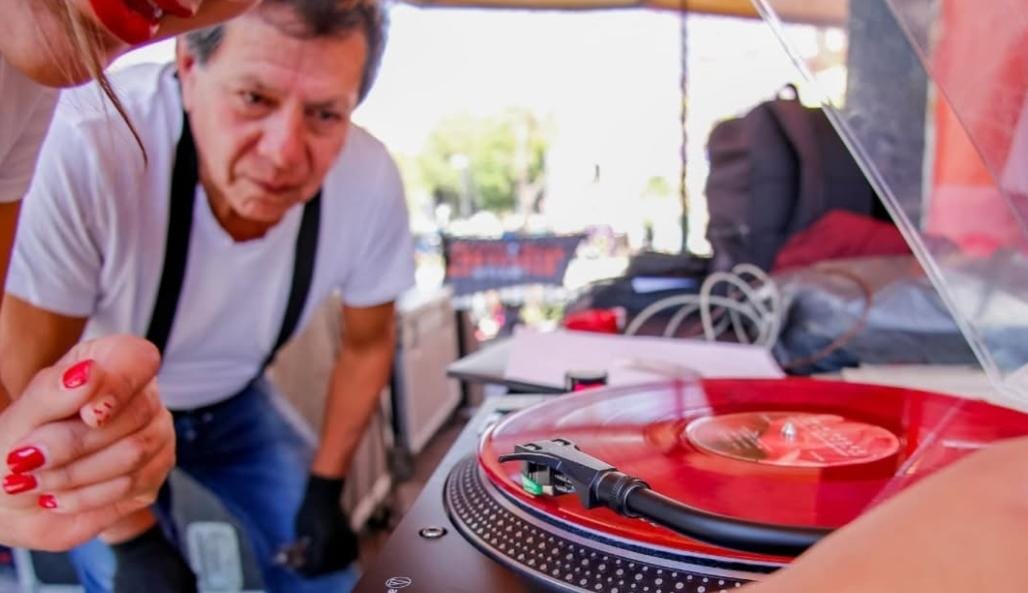 Asiste al “Festival del Día del Vinil”
