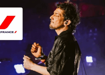 León Larregui arremete contra aerolínea en X, fue vetado “por una mesera”