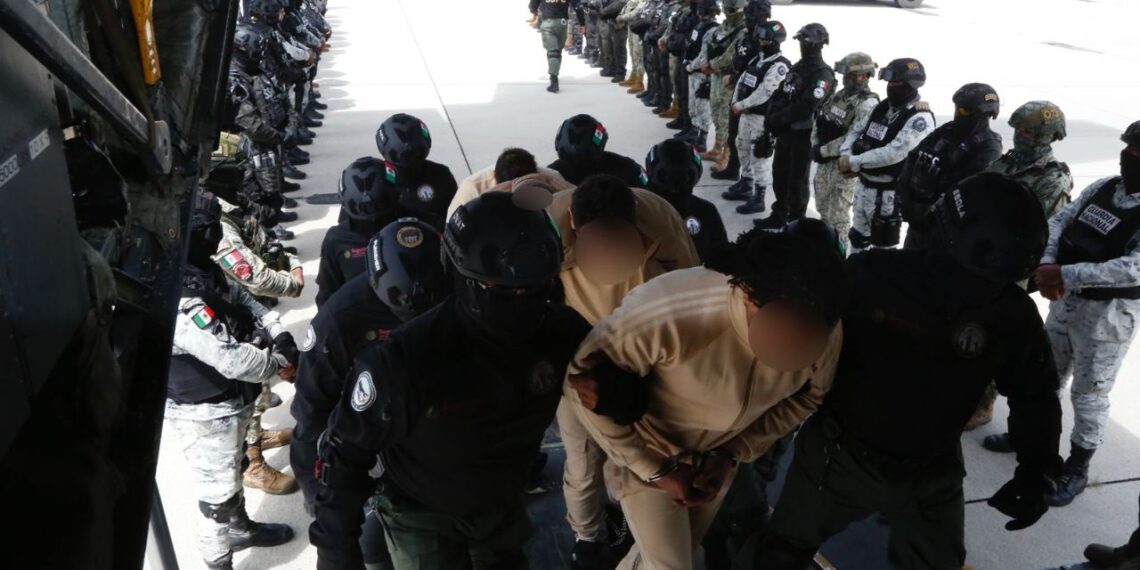 México entrega 26 delincuentes de alto perfil a Estados Unidos