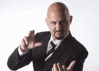 John Milton sufre asalto en Sinaloa, lo despojan de su camioneta