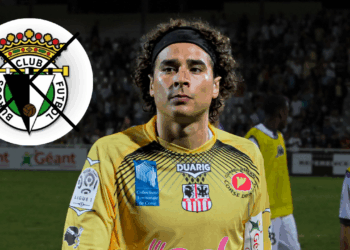 Memo Ochoa se queda sin equipo, buscaría regresar a México.