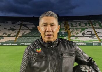 Ignacio Ambriz, DT de León.