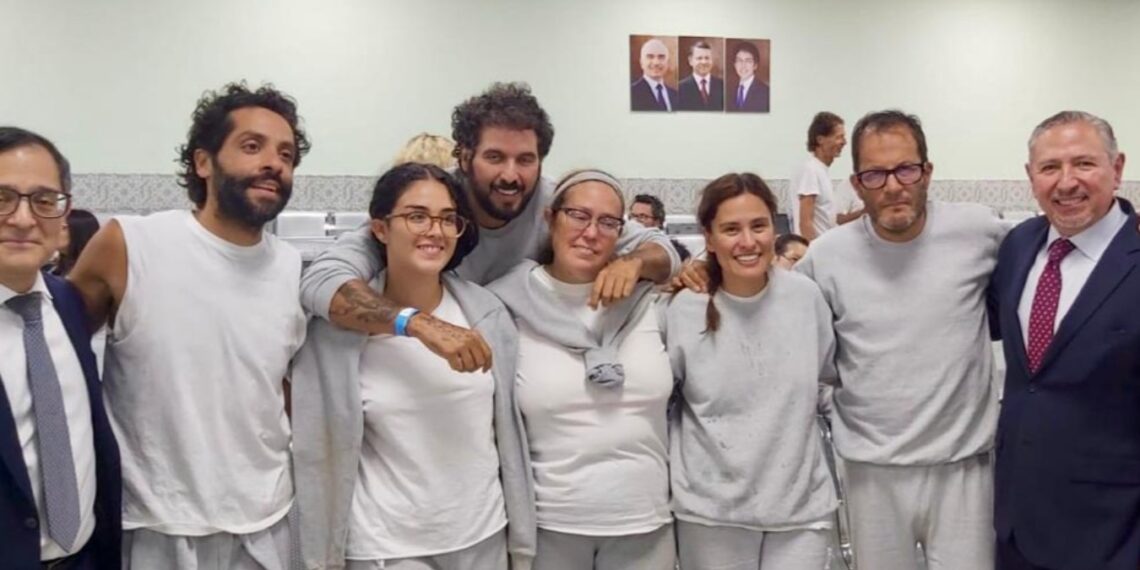 Mexicanos detenidos en Israel son repatriados a México