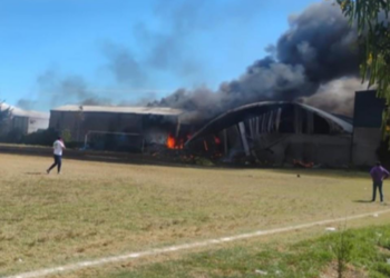 Avioneta Cessna se desploma cerca del Aeropuerto de Toluca