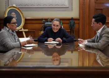 Claudia Sheinbaum invita al Papa León a México