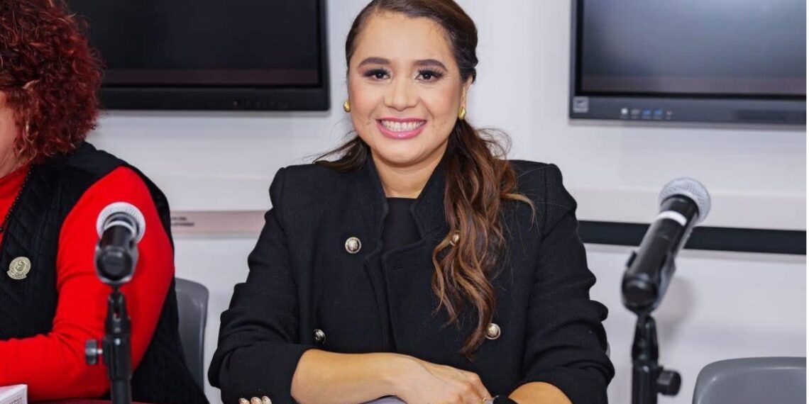 Alejandra Ang Hernández