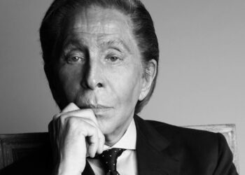 Fallece Valentino Garavani, fundador de la icónica casa de moda "Valentino" a los 93 años