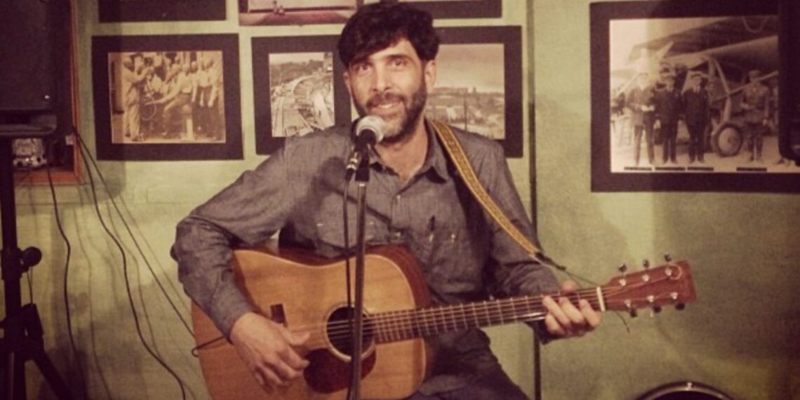 Muere Gus Montalvo, ícono del rock regiomontano de los 80