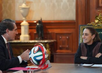 Coca-Cola anuncia inversión de 6 mil millones de dólares en México, informa la presidenta Sheinbaum