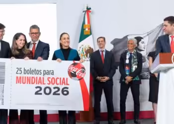 Coca-Cola entrega 25 boletos del Mundial 2026 en evento con Claudia Sheinbaum