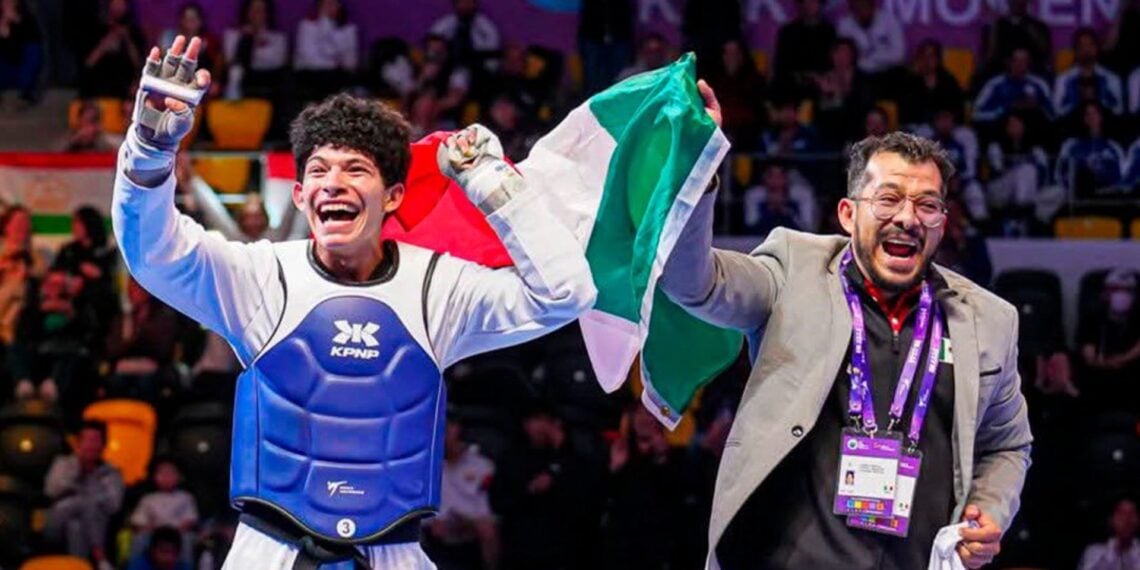 Guillermo Cortés hace historia: gana oro en Mundial Juvenil de Taekwondo en Uzbekistán