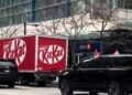 ¿Seguridad real o estrategia? Captan camión blindado de Kit Kat