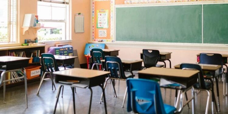 SEP y estados acuerdan mantener sin cambios el calendario escolar 2025-2026