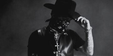 Christian Nodal registra “El Forajido” en medio de pleito legal con su padre