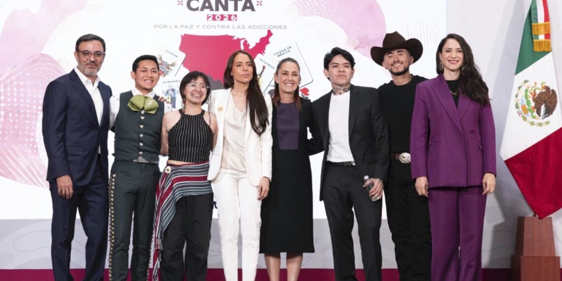 Majo Aguilar y Junior H llegan a la mañanera para impulsar “México Canta”