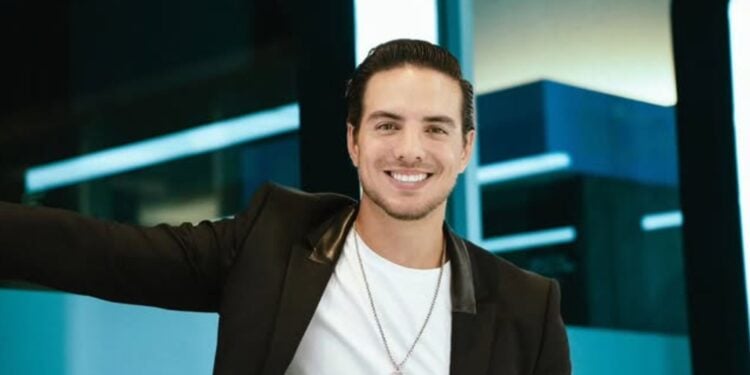 Vadhir Derbez rompe el silencio tras denuncia por presunto abuso