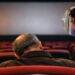 Se queda dormido en el cine y despertó encerrado; así fue la insólita noche de un hombre en Monterrey