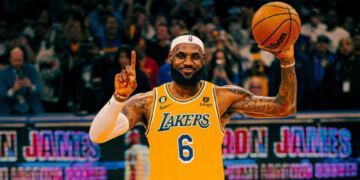 LeBron James seguirá en la NBA, pero su etapa con los Lakers llegó a su fin