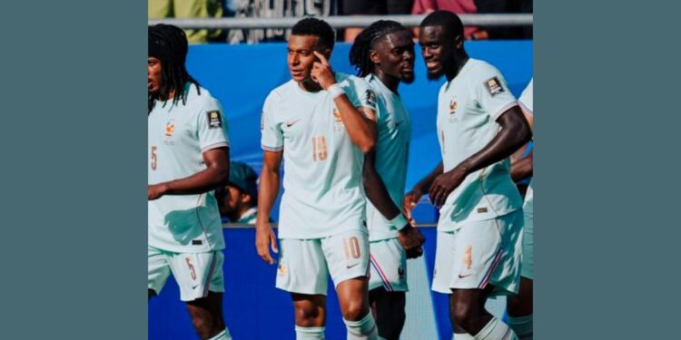 Francia le gana 2-0 a Marruecos
