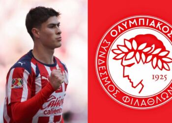 ¿Se va la Hormiga? Olympiakos busca el fichaje de Armando González y ya negocia con Chivas